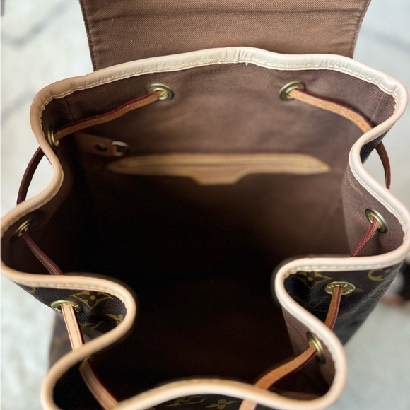 Louis Vuitton Montsouris GM with BRAND NEW VACHETTA - Picture 13 of 15